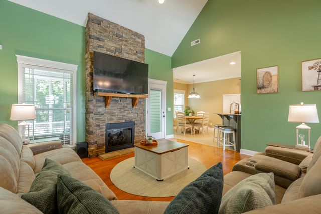 3600 Willow Lake Circle, Chattanooga, TN 37419