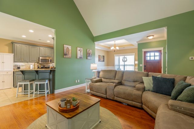 3600 Willow Lake Circle, Chattanooga, TN 37419