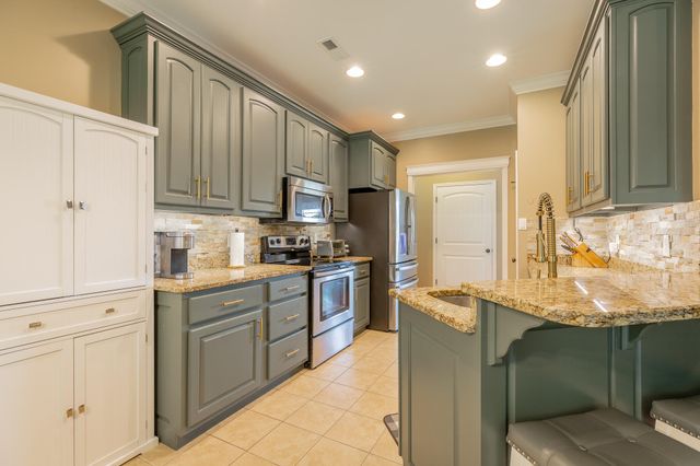 3600 Willow Lake Circle, Chattanooga, TN 37419