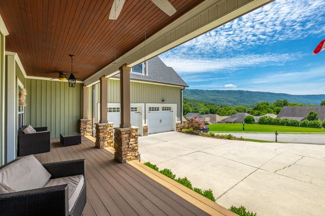 3600 Willow Lake Circle, Chattanooga, TN 37419