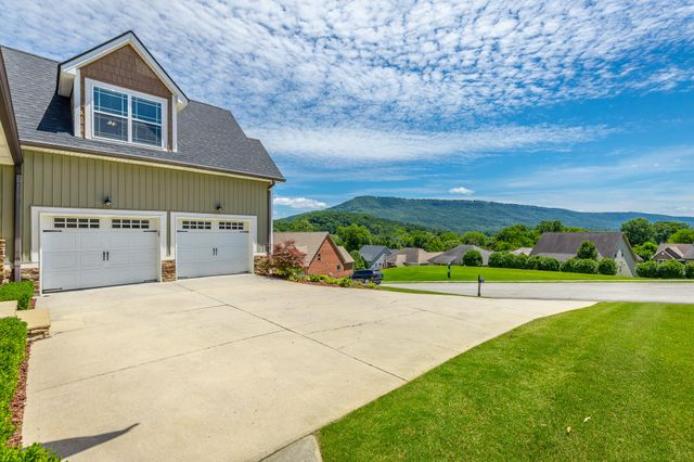 3600 Willow Lake Circle, Chattanooga, TN 37419