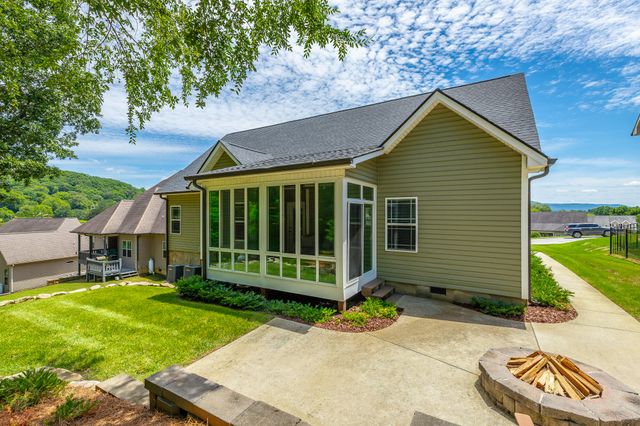 3600 Willow Lake Circle, Chattanooga, TN 37419