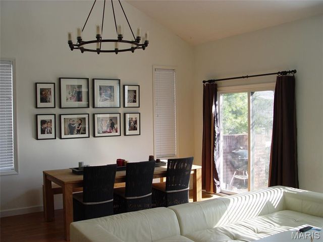433 Clara Avenue 12, St Louis, MO 63112