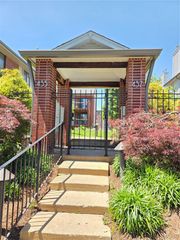 433 Clara Avenue 12, St Louis, MO 63112