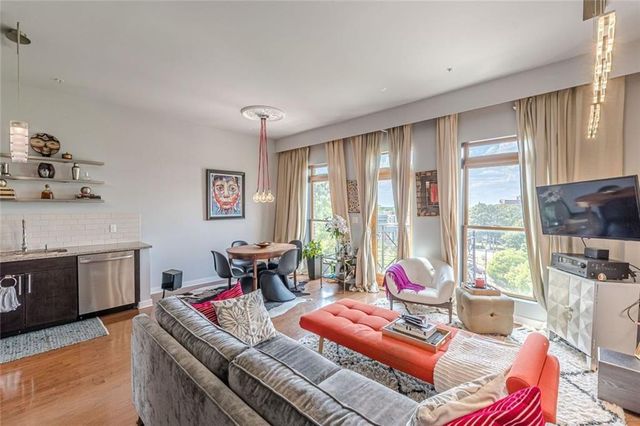 333 Nelson Street SW 411, Atlanta, GA 30313