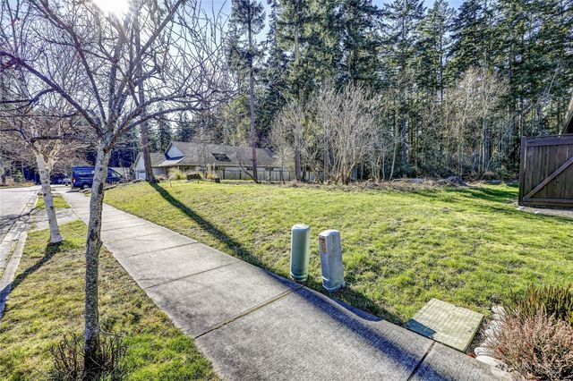 1951 Eddy Street, Port Townsend, WA 98368