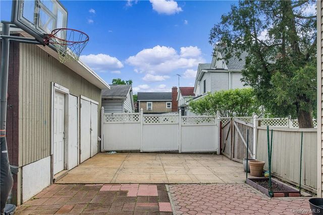 520 River Avenue 1, Pelham, NY 10803