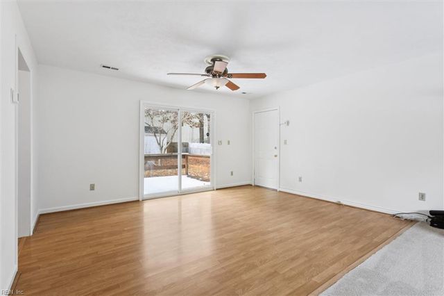 1604 Colonial AVE, Smithfield, VA 23430