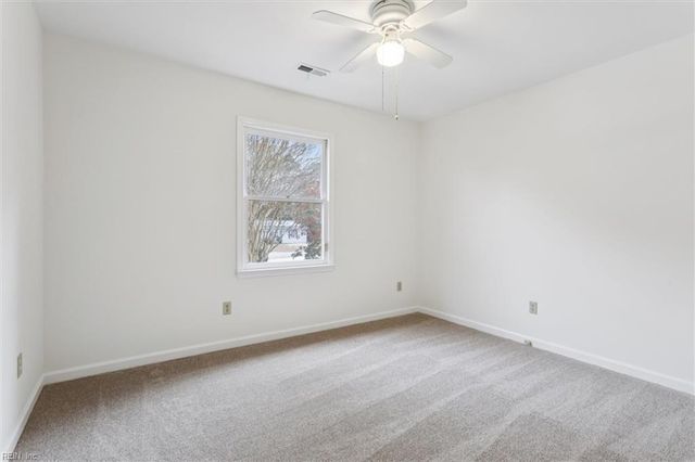 1604 Colonial AVE, Smithfield, VA 23430