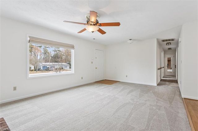 1604 Colonial AVE, Smithfield, VA 23430