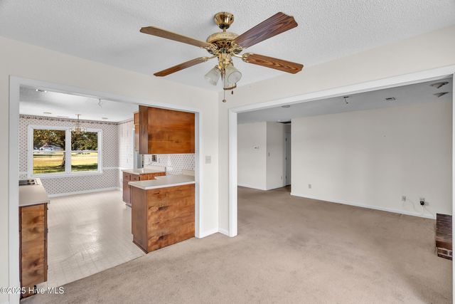 1968 Belgrade Swansboro Road, Maysville, NC 28555