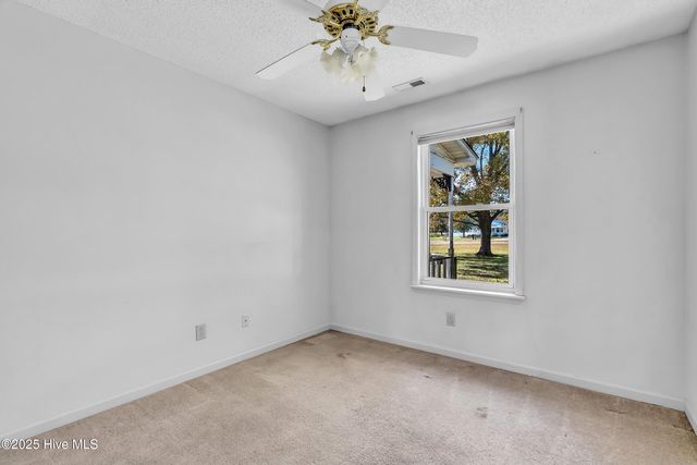 1968 Belgrade Swansboro Road, Maysville, NC 28555