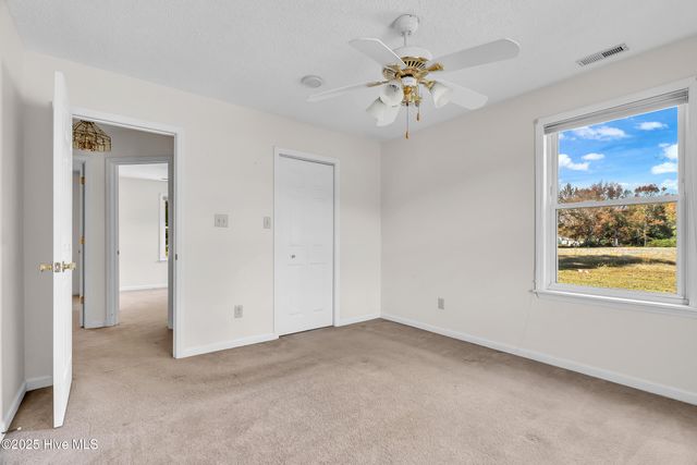 1968 Belgrade Swansboro Road, Maysville, NC 28555