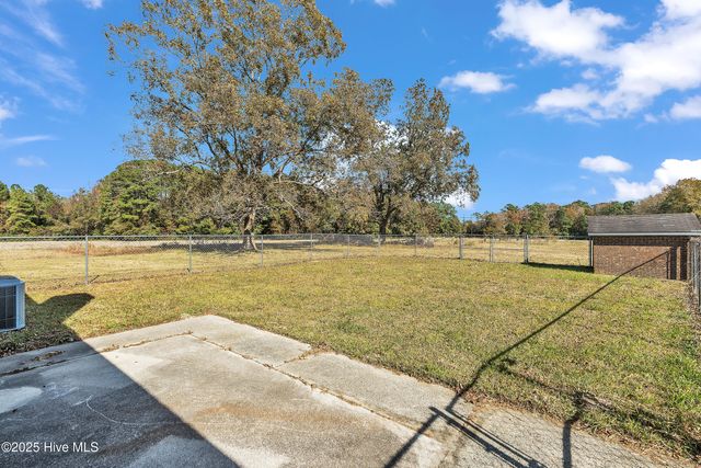 1968 Belgrade Swansboro Road, Maysville, NC 28555