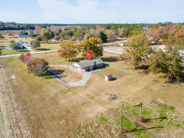 1968 Belgrade Swansboro Road, Maysville, NC 28555