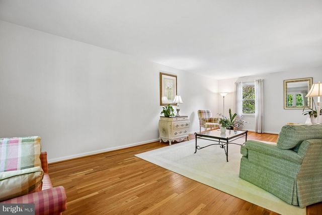 1525 ARBOR VIEW RD, Silver Spring, MD 20902