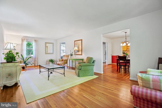 1525 ARBOR VIEW RD, Silver Spring, MD 20902