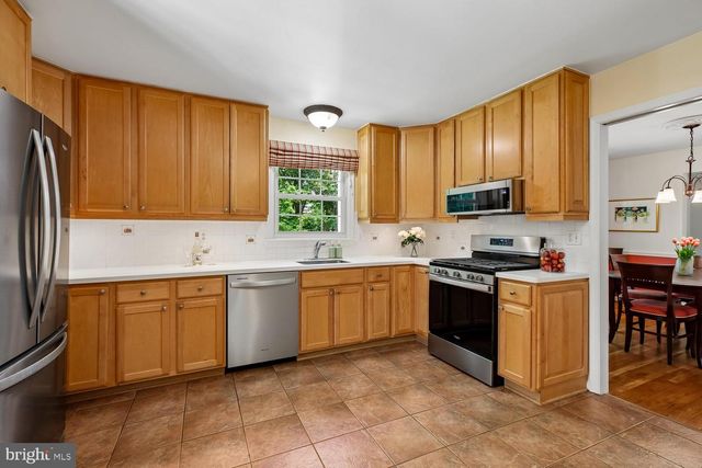 1525 ARBOR VIEW RD, Silver Spring, MD 20902