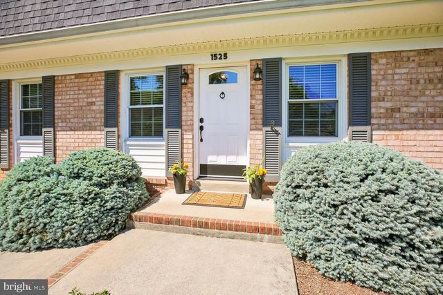 1525 ARBOR VIEW RD, Silver Spring, MD 20902