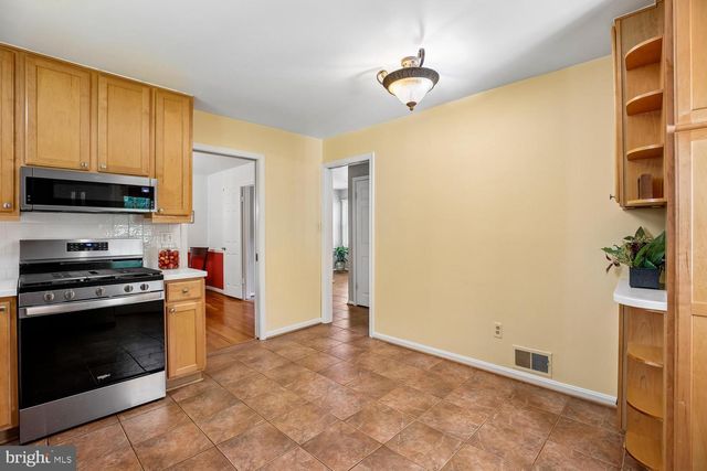 1525 ARBOR VIEW RD, Silver Spring, MD 20902