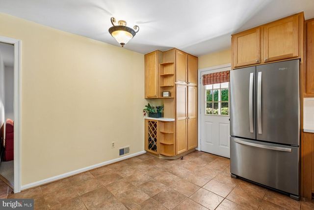 1525 ARBOR VIEW RD, Silver Spring, MD 20902