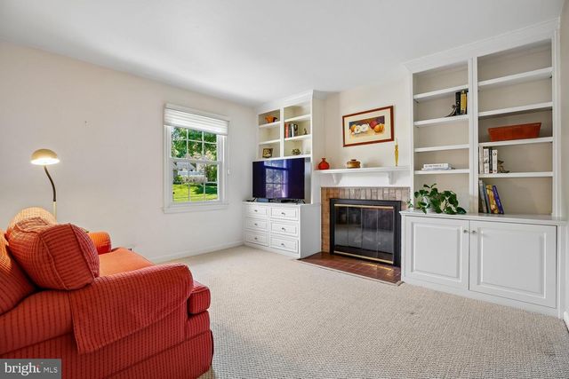 1525 ARBOR VIEW RD, Silver Spring, MD 20902