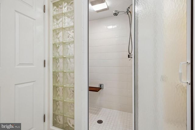 1525 ARBOR VIEW RD, Silver Spring, MD 20902