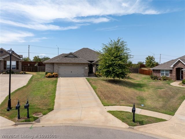 9301 Harvest Court, Fort Smith, AR 72916