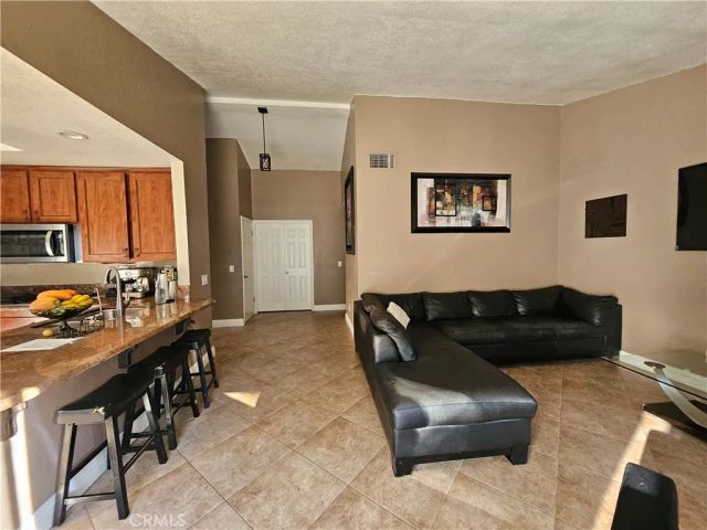 7907 Standish Avenue, Riverside, CA 92509