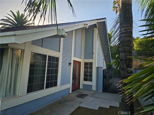 7907 Standish Avenue, Riverside, CA 92509