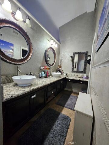7907 Standish Avenue, Riverside, CA 92509
