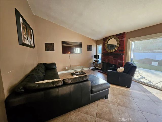 7907 Standish Avenue, Riverside, CA 92509
