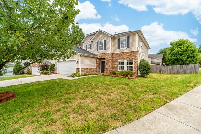 2406 Harwood Hills Lane, Charlotte, NC 28214