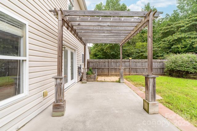2406 Harwood Hills Lane, Charlotte, NC 28214
