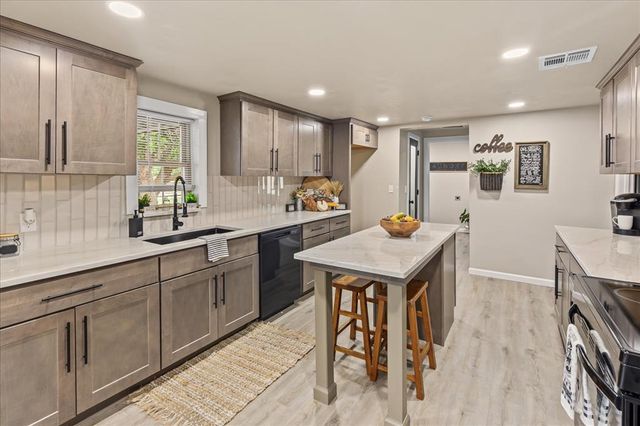 605 W Rogers Street, El Reno, OK 73036