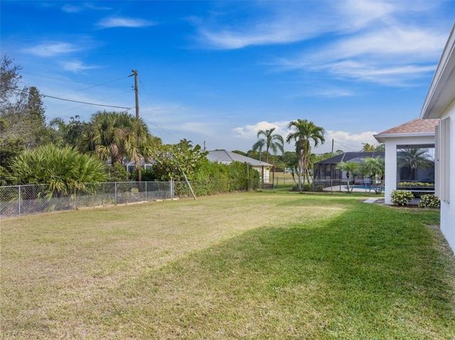 2361 SE Grand Drive, Port St Lucie, FL 34952