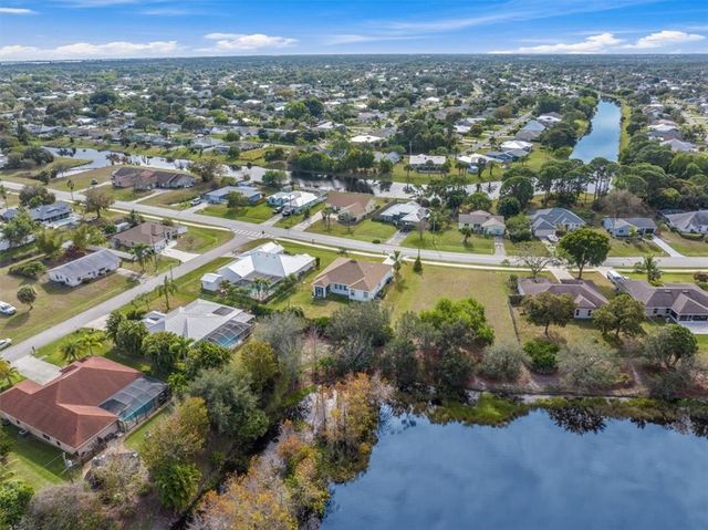 2361 SE Grand Drive, Port St Lucie, FL 34952