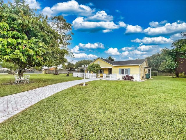 19280 SW 304th Street, Homestead, FL 33030