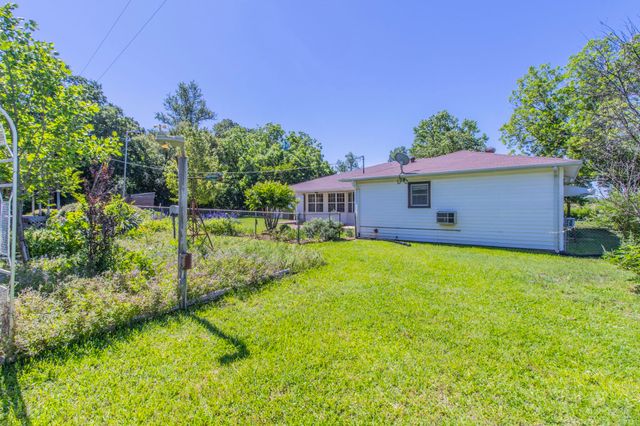 2710 Mineral Wells Highway, Weatherford, TX 76088