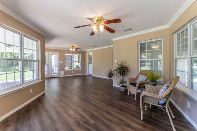 2710 Mineral Wells Highway, Weatherford, TX 76088
