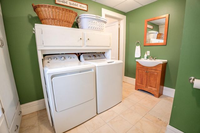 6077 Long Lake Road, Willmar, MN 56201