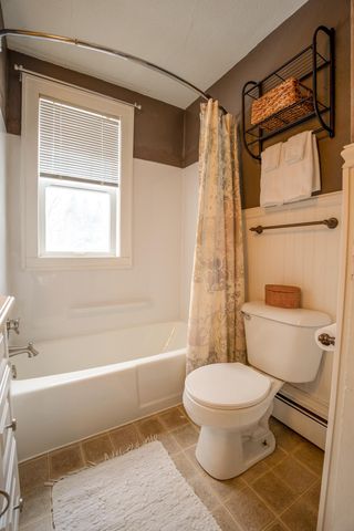 6077 Long Lake Road, Willmar, MN 56201