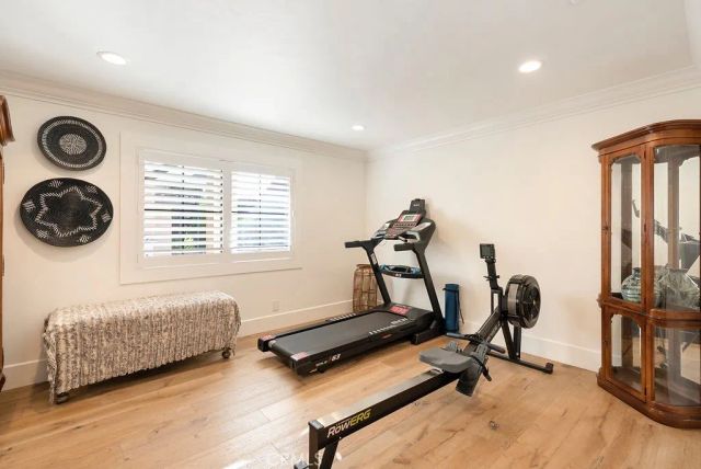 18821 Ridgeview Circle, Villa Park, CA 92861