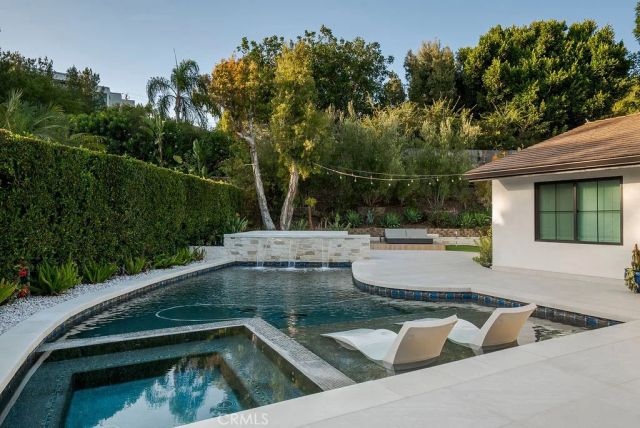 18821 Ridgeview Circle, Villa Park, CA 92861