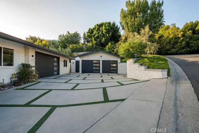 18821 Ridgeview Circle, Villa Park, CA 92861