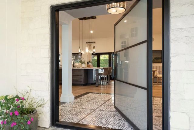 18821 Ridgeview Circle, Villa Park, CA 92861