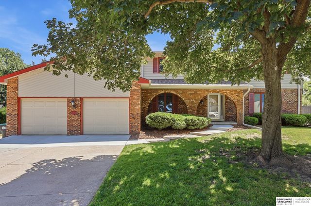 3629 S 107th Avenue Circle, Omaha, NE 68124