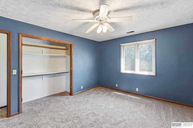 3629 S 107th Avenue Circle, Omaha, NE 68124