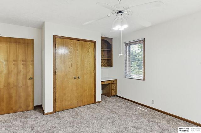 3629 S 107th Avenue Circle, Omaha, NE 68124