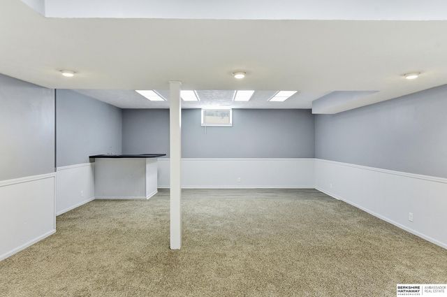 3629 S 107th Avenue Circle, Omaha, NE 68124